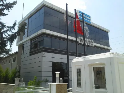 Beşli Makine İş Merkezi — fotoğraf 2